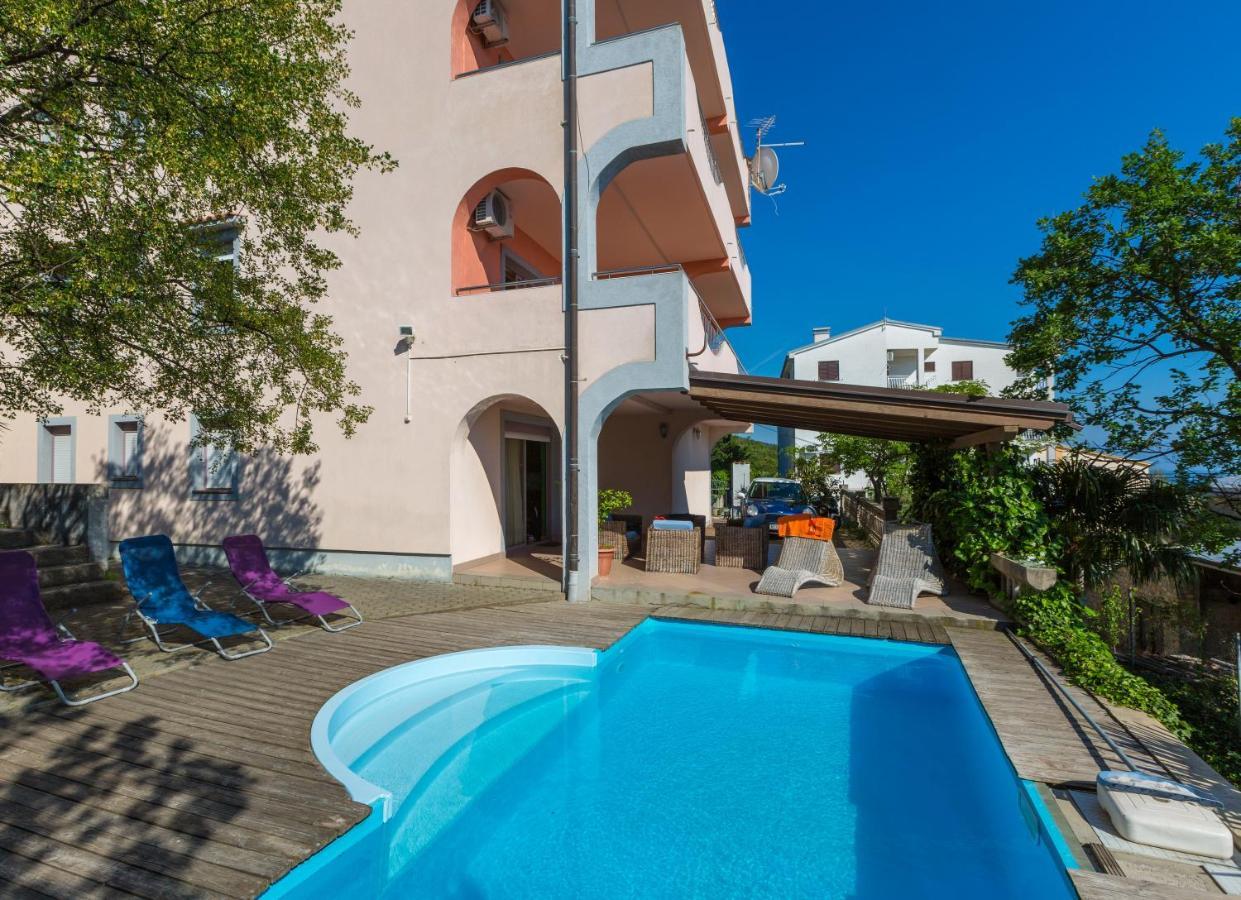Apartmani Rino Dramalj Luaran gambar