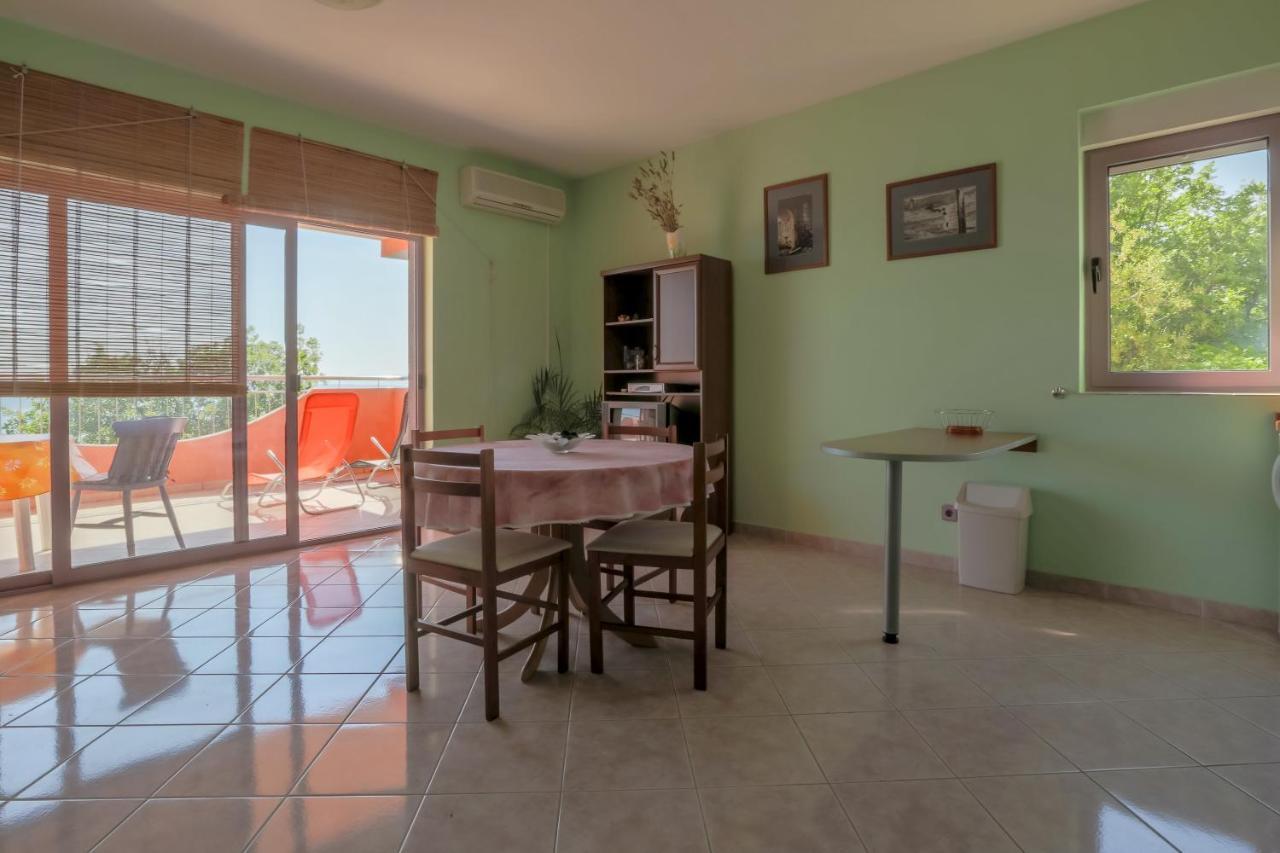 Apartmani Rino Dramalj Luaran gambar