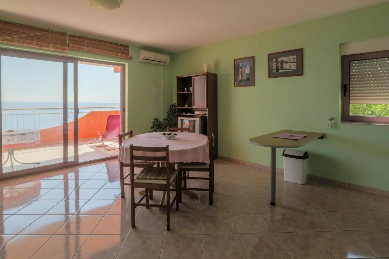 Apartmani Rino Dramalj Luaran gambar